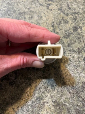 Motorcraft YH-601 A/C Clutch Switch Ford Countour, Mercury Mystique 1995 - Image 1 of 3