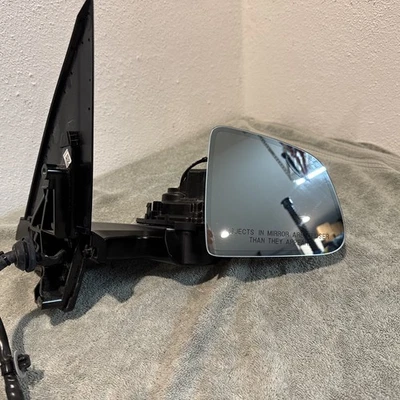 Espejo retrovisor lateral derecho pasajero Tesla Model Y 2020-2023 OEM 1594112-00-D Foto 1 de 4