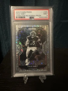 2020 Panini Prizm Cole Kmet RC #305 Variation No Huddle Prizm PSA 9 Mint Bears - Bild 1 von 2