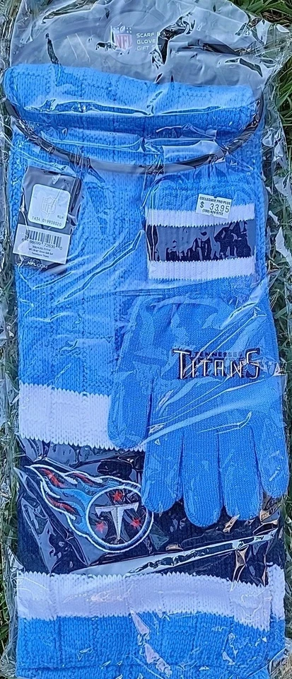 NWT NFL Assorted Teams Unisex Knit Scarf & Glove Gift Set w/ Hanger New! - Image 1 of 1