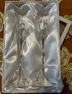 Silver Hearts Engagement Wedding Champagne Flute Toasting Glasses Set Of 2 - Picture 1 of 1
