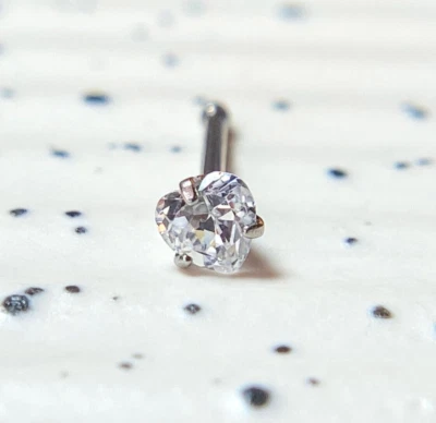 1 peça anel de parafuso prisioneiro de nariz de aço cirúrgico com conjunto de pinos de coração gema 20g - escolha a cor - Imagem 1 de 4