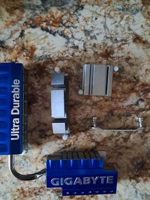 GA-EX58-UD3R Heatsinks - Image 1 of 4