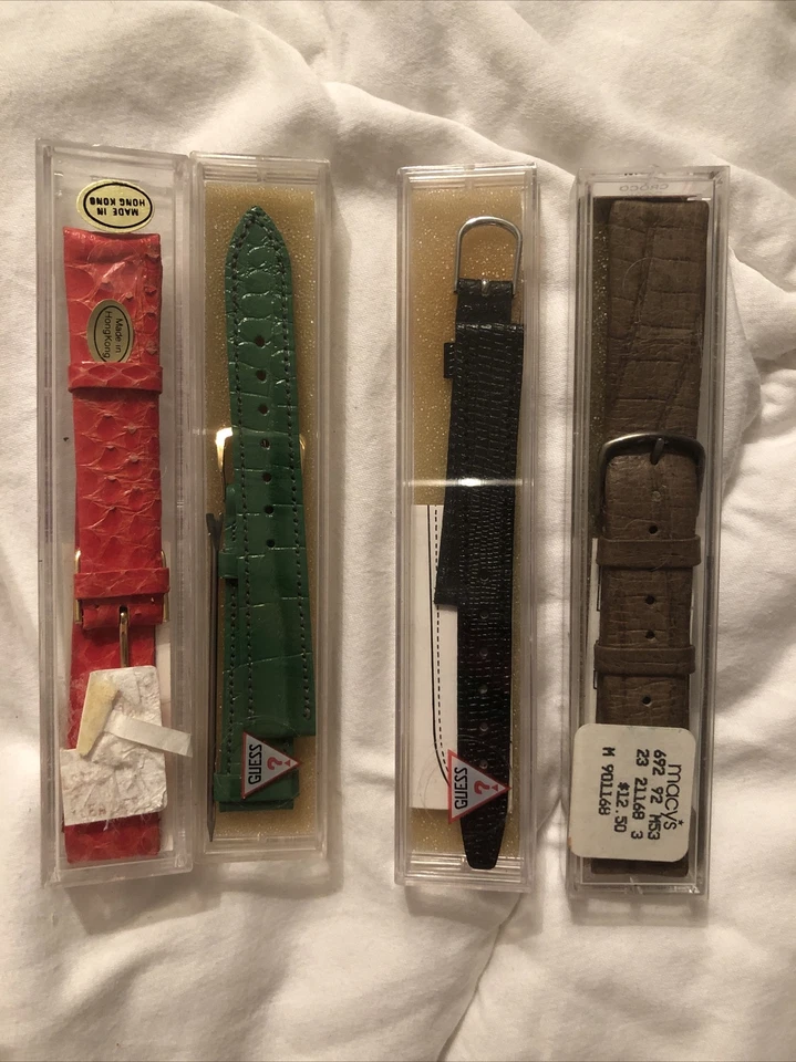 Lote de correas de cuero de repuesto para reloj Guess rojas, verdes, marrones y negras Foto 1 de 4
