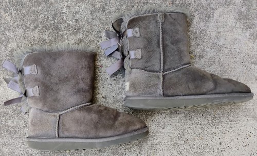 Stivali UGG Australia 3280K Bailey Bow donna grigio pelle di pecora scamosciata taglia 4