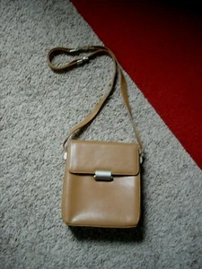 Italy Mandarina Duck Tan Leather Crossbody Box Bag Purse Messenger Handbag - Picture 1 of 9