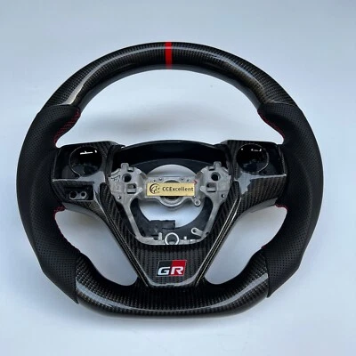 Volante de fibra de carbono real para Toyota Corolla / RAV4 / iM 2014 - 2018 - Imagem 1 de 4