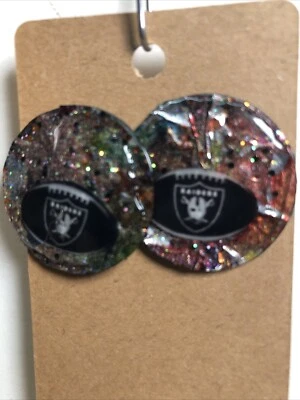 Pendientes Raiders, tachuelas, postes, pendientes, muy ligeros, para hombre o mujer  Foto 1 de 4