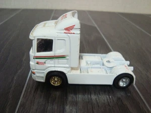 Corgi 1/64 Scale Super Haulers Cab Only Scania  -  Castrol Honda - Picture 1 of 4