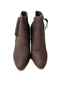 Universal Thread Boots Womens Size 8 Heeled Ankle Booties Double Zipper Faux - Picture 1 of 12
