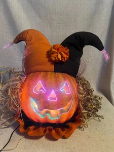 Gemmy Halloween FIBER OPTIC JESTER PUMPKIN~Light Up Jack O Lantern - Picture 1 of 20