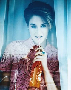 Shailene Woodley signed 8x10 photo - Insurgent, Divergent, Fault - Picture 1 of 5