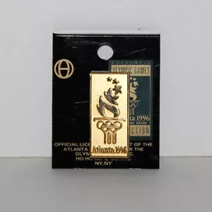 Vintage Pin Atlanta Olympics 1996 gold color logo unused 100 torch sports - Picture 1 of 4