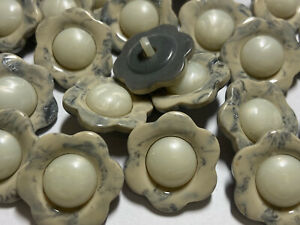 Marbled Cream/Grey Flower/Floral Pearl Center Poly Button 13mm 15mm 18mm Shank