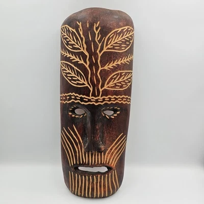 Máscara de pared de madera tallada a mano estilo tribal diseño grabado arte popular marrón Foto 1 de 4