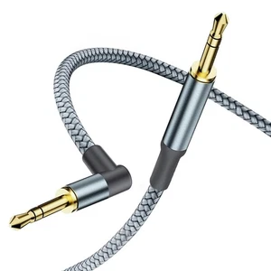 Cable auxiliar de 3,5 mm a 3,5 mm, adaptador de conector auxiliar de audio de 1,2 M trenzado de nailon de 90 grados - Imagen 1 de 5