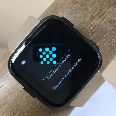 Fitbit Versa Unisex Gray GPS Heart & Fitness Tracker Smartwatch 7" - Image 1 of 4