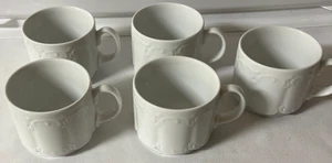 Lotto Set 5 Tazze da Tè ROSENTHAL MONBIJOU Tutte Bianche Made in Germany Ottime Condizioni - Foto 1 di 6