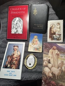 Lot Of 7 Religious items. Prayer Cards/Books, Etc. 1965 The Mass, Mother Theresa - Picture 1 of 20