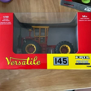 ERTL Versatile 145 Tractor - Picture 1 of 2