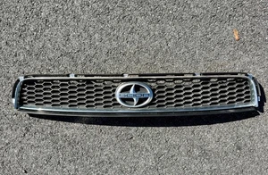 2005 to 2010 Scion TC Front Upper Grill Grille Oem T3891 Used in Good Condition - Bild 1 von 2