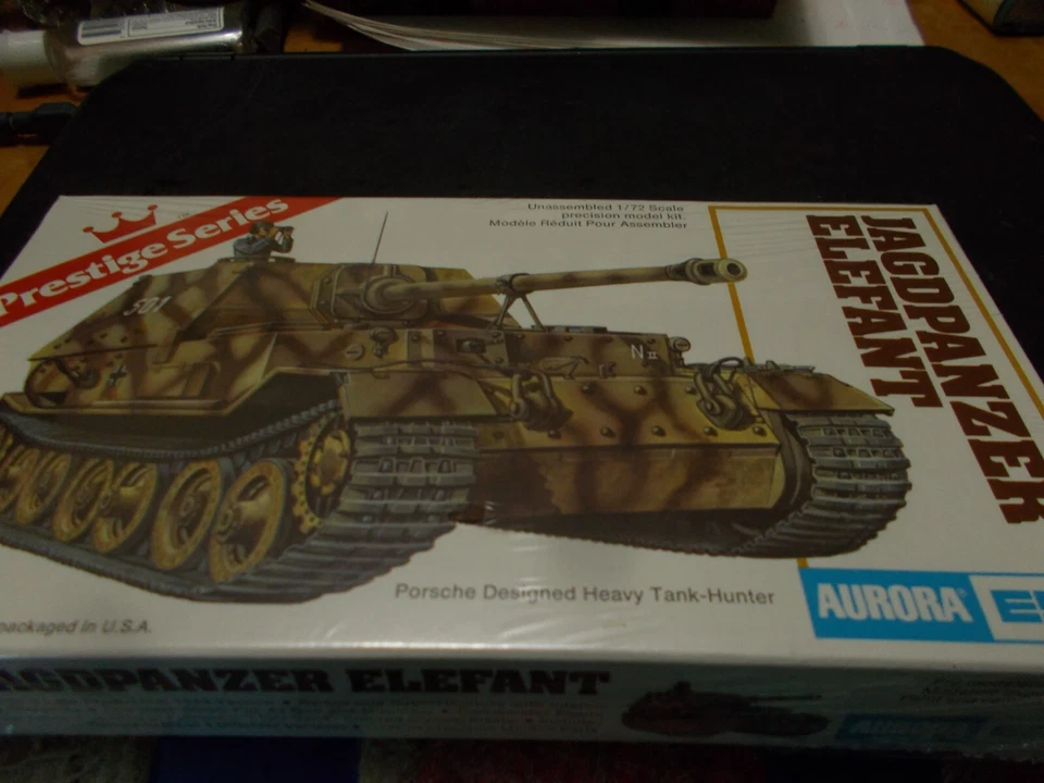 1977) Aurora ESCI JAGDPANZER ELEFANT Anti-Tank 1/72 Scale Model Kit 6214 UNBUILT - Image 1 of 1