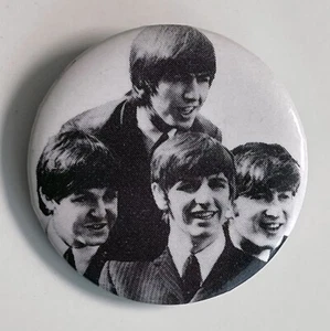 Vintage 70s 80s THE BEATLES badge pin 1.5" button Paul McCartney John Lennon - Picture 1 of 2