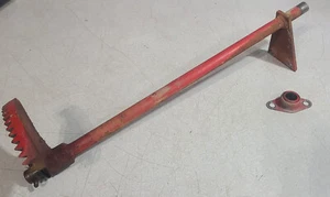Wheel Horse C-101 Lower Steering Shaft 6469 - Picture 1 of 3