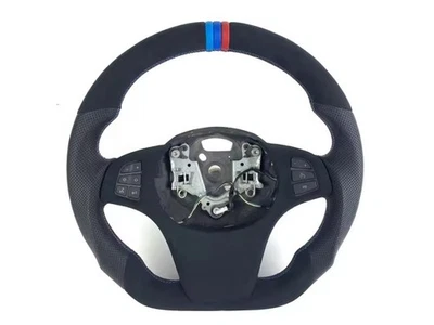 Volante deportivo personalizado BMW X5 2000-2006 Alcántara y cuero Foto 1 de 4