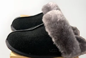 UGG SCUFFETTE II BLACK/ GREY WOMAN’S SLIPPERS SIZE 7 1106872/ (AUTHENTIC) (NEW) - Picture 1 of 14