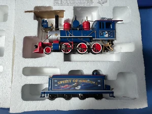 Bachmann Hawthorne Village On30 2-6-0 Spirit Of America Locomotive & 5 Cars - Picture 1 of 8