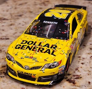 2013 #20 Matt Kenseth General Dollar Toyota Camry Kentucky Raced Win 1:24 - Picture 1 of 12