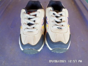 NUEVAS Tenis para bebés Deportivas con cordones Bebé Niño Niña Niño Pequeño Zapatos de tenis Talla 6 - Imagen 1 de 4