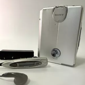 Sony Cassette Player Walkman WM-EX921 Good working Tested Confirmed Belt 5183741 - Picture 1 of 15