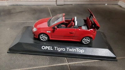 Vauxhall Tigra Opel Twin Top Convertible 1:43 Scale Model Red Cabrio Diecast Car - Image 1 of 4