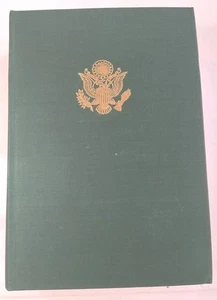 US Army in WWII War Pacific Triumph In Philippines HC Robert Smith 1963 Green - Picture 1 of 12