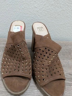 Sandalias perforadas Route 66 ~ Zapatos de tacón bloque de cuero con etiqueta 8M para mujer Foto 1 de 4