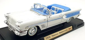 Road Signature 1/18 Scale Diecast 92438 - 1958 Pontiac Bonneville - White - Picture 1 of 5