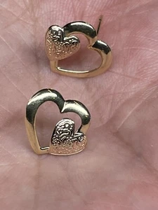 Pendientes de tachuelas JCM genuino de oro amarillo y rosa corazón doble, en forma de 11 mm - Imagen 1 de 6