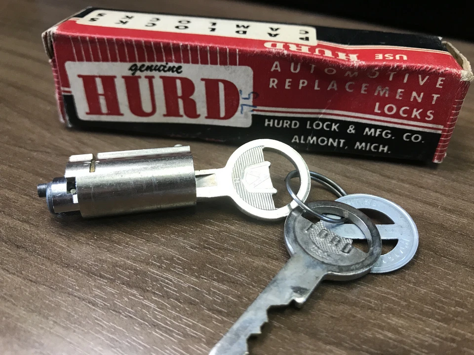 1940 年福特和林肯-泽菲尔后甲板手柄锁缸,全新无标签原始设备制造商,Hurd 40-902 — 第 1/4 张图片