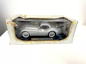 Signature Models  1949 Jaguar XK 120 Silver 1/18 Diecast NIB READ - Picture 1 of 9