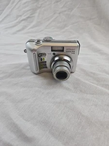 Nikon Digital Camera Coolpix P2 5.1MP Silver Tested No Charger  - Picture 1 of 2