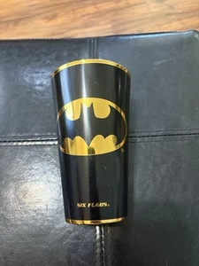 DC Comics 20 OZ *BATMAN LOGO* Six flags Stainless Steel Cup - Picture 1 of 5