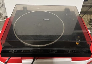 Pioneer PL-600 Giradischi Stereo Automatico Giradischi per Ricambi o Riparazione - Foto 1 di 8