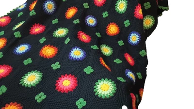 Sofá afgano vintage hecho a mano de ganchillo manta arco iris floral 43" X 73" Foto 1 de 4