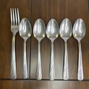 5 Oneida Ltd OCEANIC Stainless 6" Teaspoons 1 Dinner Forks Flatware Silverware - Picture 1 of 10