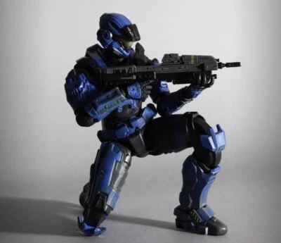 Figura de acción Square Enix Halo Reach Noble Six (AZUL) Play Arts Kai SDCC Foto 1 de 4