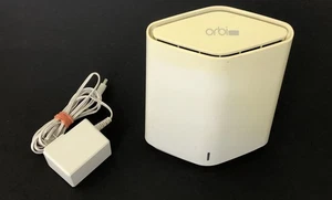 Orbi Pro WiFi 6 Mini Satellite SXS30 - Zdjęcie 1 z 3