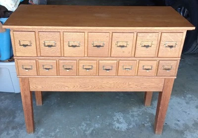 Antiguo gabinete de catálogo de tarjetas apilable de roble mesa de 15 cajones Foto 1 de 4