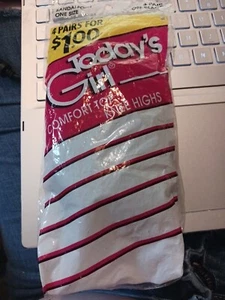 Vintage Today's Girl Sandalfoot Knee Highs 4 Pairs One Size Off Black Style 211 - Picture 1 of 2